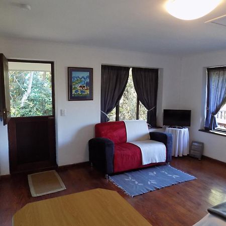 Protea Guest House Книсна Екстериор снимка